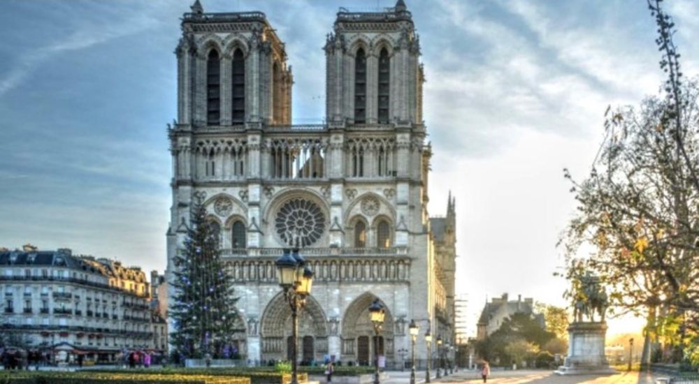 Free Walking Tour Paris – Historic Center